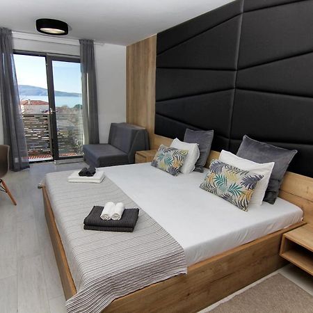 Azur Bed & Breakfast Novi Vinodolski Exterior foto