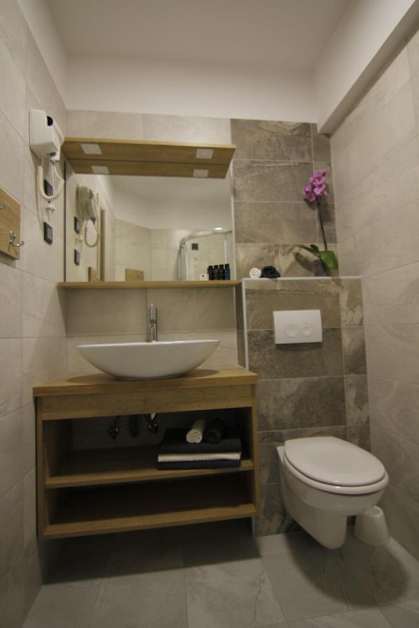 Azur Bed & Breakfast Novi Vinodolski Exterior foto