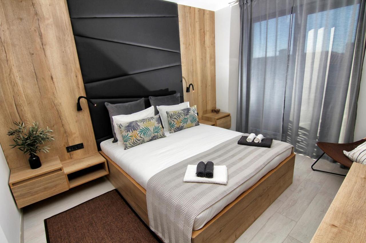 Azur Bed & Breakfast Novi Vinodolski Exterior foto